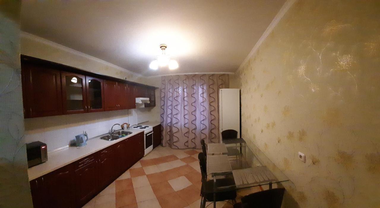 Cosy Flat Lejlighed Kiev Eksteriør billede