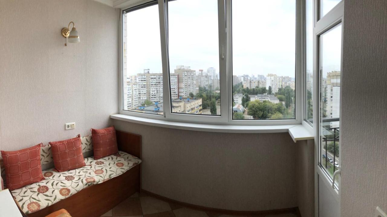 Cosy Flat Lejlighed Kiev Eksteriør billede
